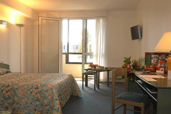Inter-Hotel Bordeaux Meriadeck Alton Bordéus Quarto foto